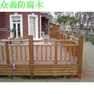 郑州防腐木护栏